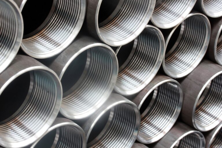 Rury precyzyjne w hydraulice siłowej – jakie mają znaczenie i gdzie je kupić?